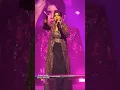 Download Lagu Tujh me rab dikhta hai yaara mai kya karu | Shreya Ghoshal live performance #shreyaghoshal#shorts