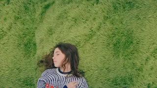 clairo - born legendado
