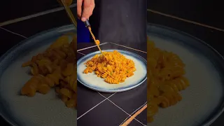 هاي المعكرونة النكهات مالته تحرك المشاعر 