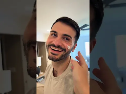 The sticker watching where Carlo put it like 👁️👁️