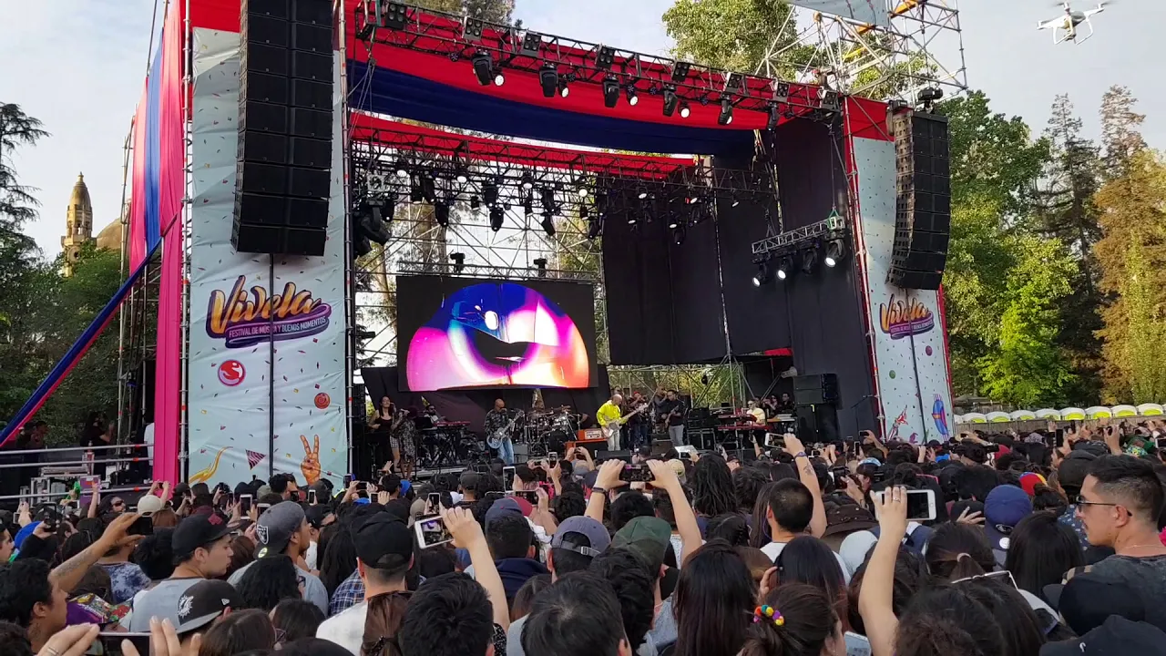 Cultura Profética - Ilegal (En Vivo) Vivela Festival Chile 2018 Cultura Profética - Ilegal (En Vivo) Vivela Festival Chile 2018