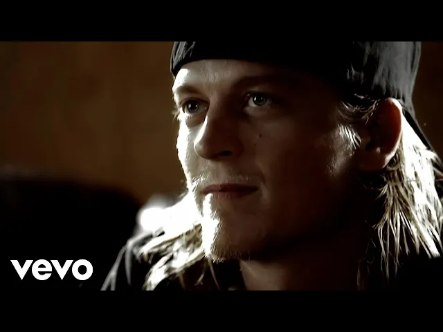 Download MP3 Puddle Of Mudd - Blurry (Official Music Video)