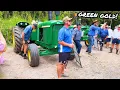 AUCTION DAY A HUGE Line Up of Vintage John Deere Tractors go under the HAMMER