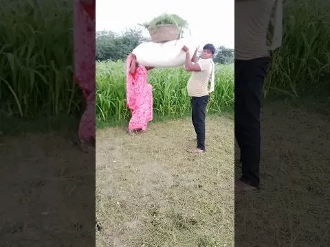 थोड़ा और ऊपर उठाऊ #youtubeshorts #shortvideo #comedy