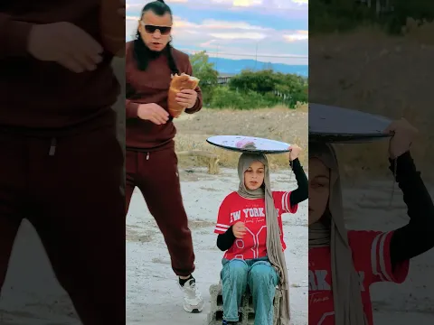 #Watch a young man helping others without stopping
