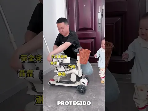 Cuando el padre compró un patinete para el niño, la madre crió a varios