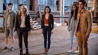 شلة صحاب بيلعبوا لعبة الصراحه وبيلعب معاهم الشيطان واللي يكدب بىيقـتلـه ملخص فيلم 