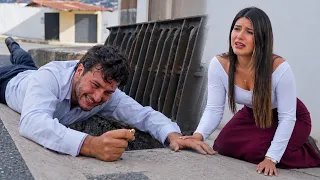 Rescató el anillo de una hermosa mujer y descubrió una dolorosa verdad