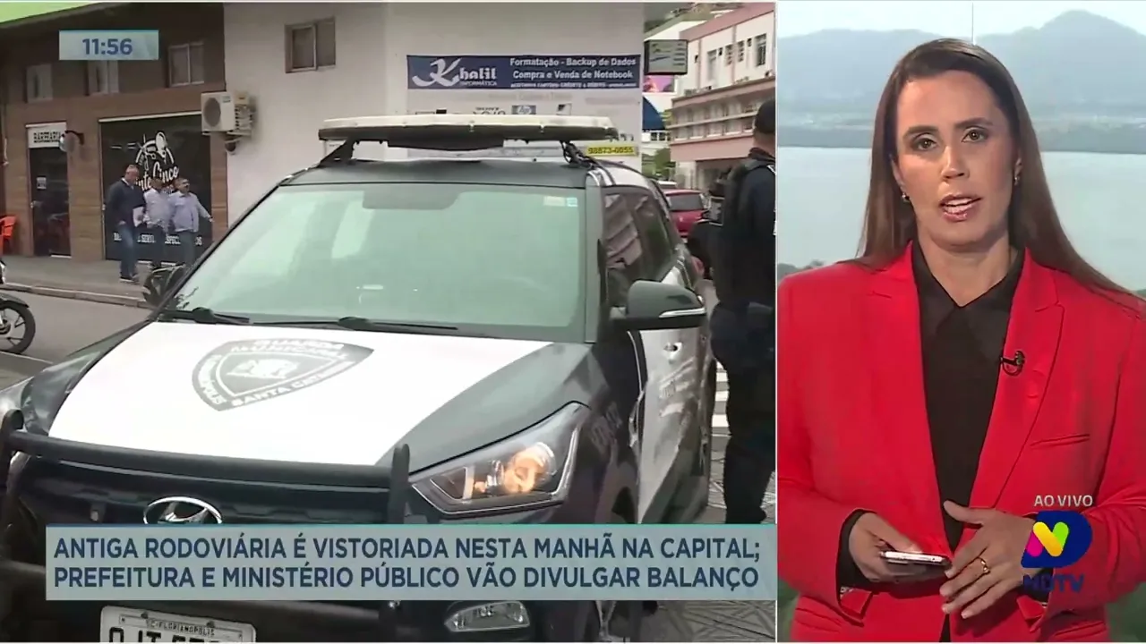 Antiga rodoviária de Florianópolis é vistoriada na manhã desta quarta-feira