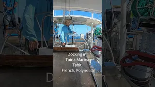 Dock it like it’s hot! #docking #sailing #boatlife