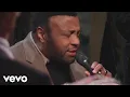Download Lagu Bill \u0026 Gloria Gaither - Through It All [Live] ft. Andraé Crouch