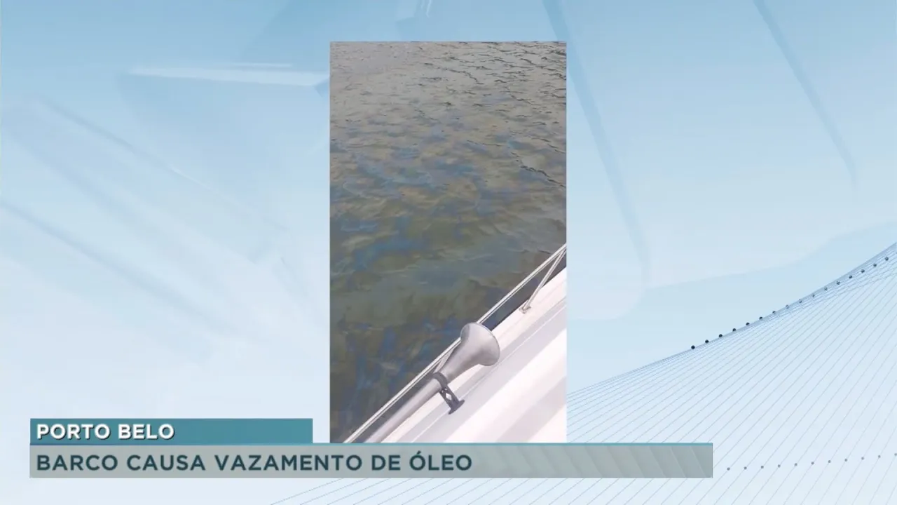 Barco em Porto Belo causa vazamento de óleo