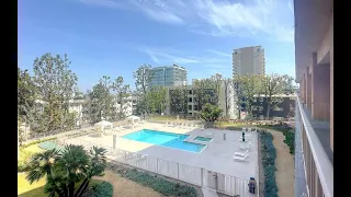 100 S Doheny Drive