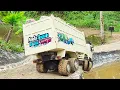 Download Lagu INSIDEN MISTERI Dump Truk Hino 500 Truk Fuso 220Ps LAKA TERPARAH Truk OLENG Laka Lintas Rc Handmade