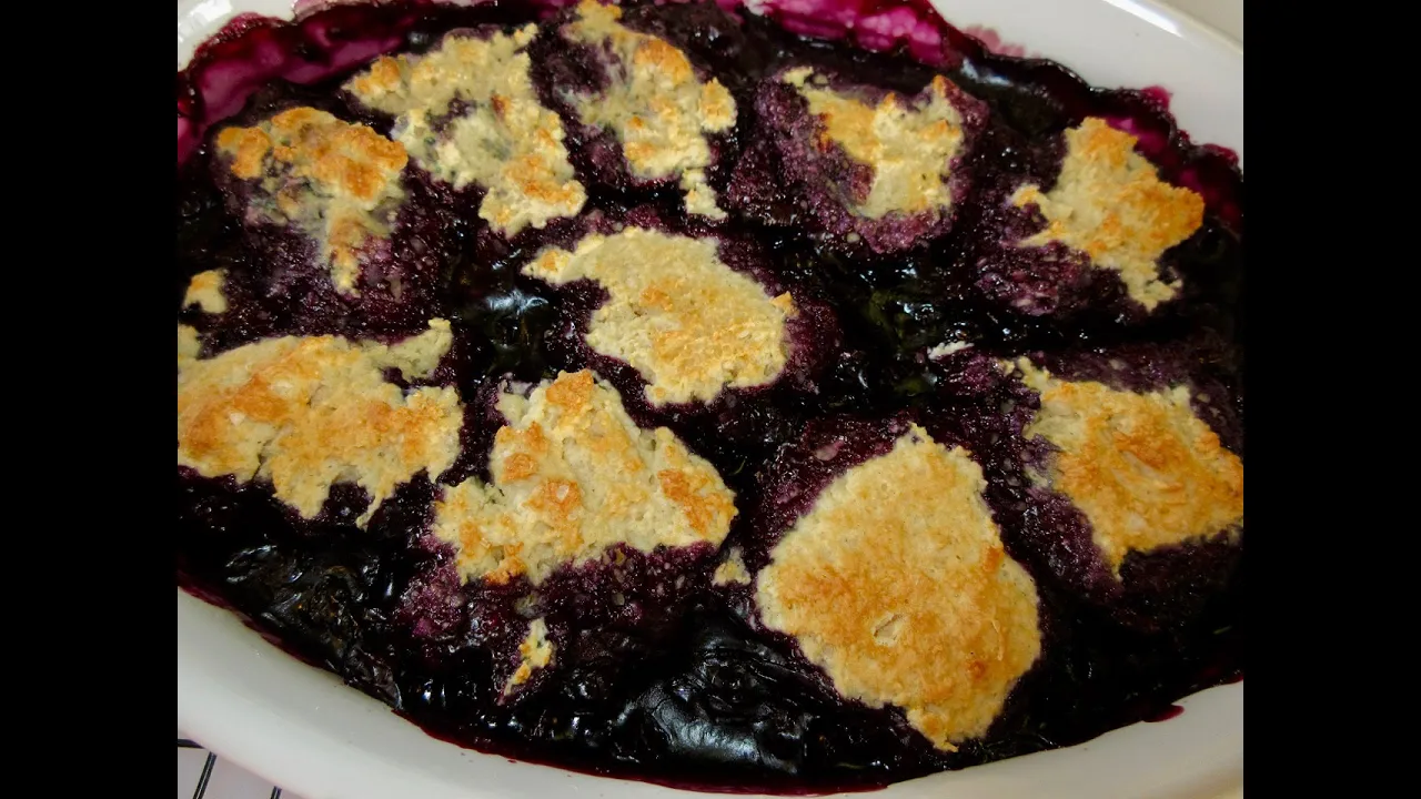 How to Make Blackberry Dumplings with Pie Crust