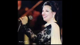 نجاة الصغيرة        نفسي ومنايا تفرح معايا  بكل ثانية      تفرق كثير  دندنها