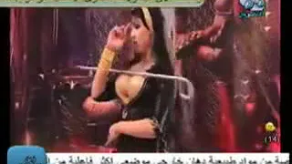 الراقصة فريدة جربت الحب دندنها