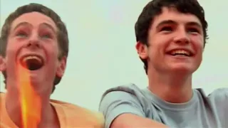 Shameless - Lip and Ian Gallagher being best friends for 11 minutes