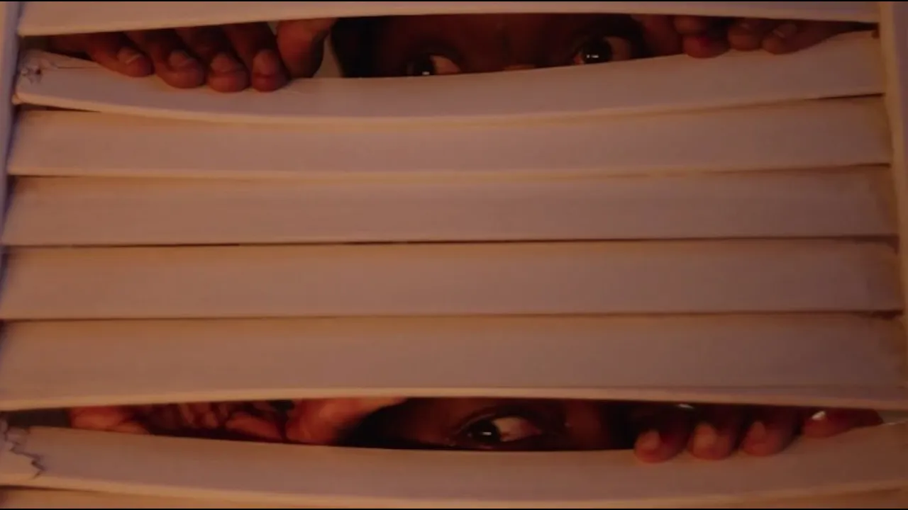 Paris Texas - girls like drugs (Official Video) Paris Texas - girls like drugs (Official Video)