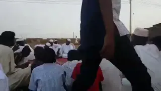 المادح قدوره في مدحه يا حليل الخوه في جلسه مع الاخوان دندنها