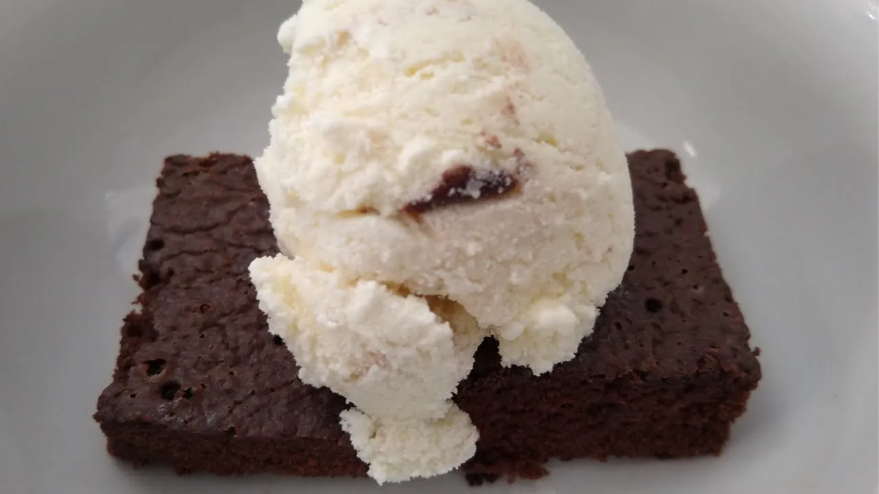 RECEITA DE BROWNIE DE NESCAU, SUPER FÁCIL.