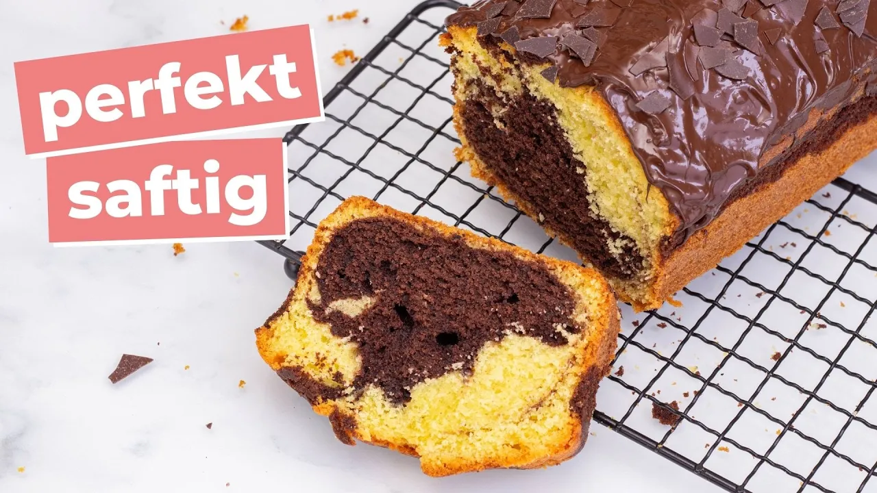 Der gute alte GUGELHUPF - so bereit man ihn klassisch zu. 