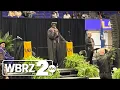 Shaquille O Neal delivers commencement speech at LSU after earning a master s degree in liberal arts