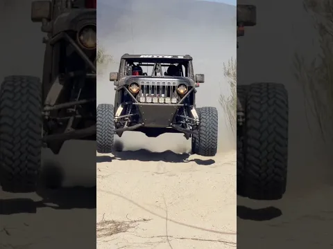 @CaseyCurrie putting that jeep to WORK at the NORRA 500 😤 ​⁠
