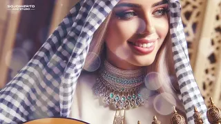 سأحبك في كل زمان ومكان كأننا و لدنا من الحب ذاته دندنها