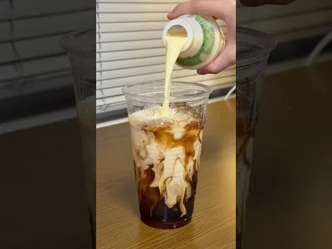 Combo Sữa chuối + Ice Americano ở Hàn đúng đỉnh