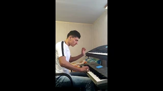 وائل كفوري    عزف اغنية بالغرام                               دندنها