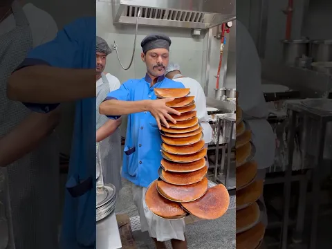Batao kitni plates he 😂 #viral #explore #streetfood