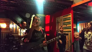 Download Second Section Band - Second Memory (Band Indie Surabaya Live at Kharisma Studio) MP3