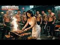 Download Lagu Đám du côn trêu nhầm người! Bà bán hàng tưởng yếu đuối, nào ngờ là Nữ Chiến Thần khiến ai khiếp sợ!