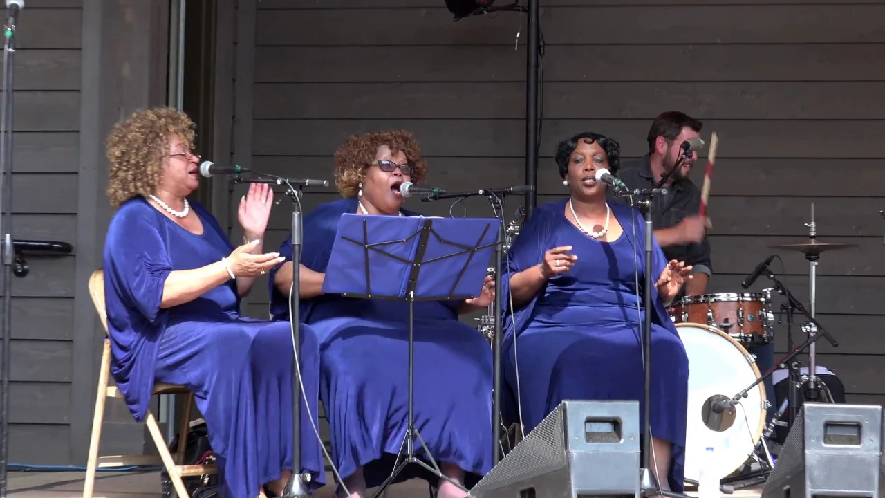 The Legendary Ingramettes - Time Is Winding up