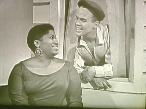 Download MP3 Harry Belafonte & Odetta -  A Hole in the Bucket (Live)