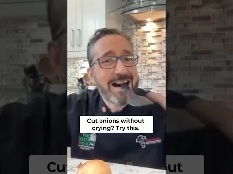 Stop Crying When Chopping Onions: The Spoon Trick! #chefdez #cooking #onions #cuttingonions #trick