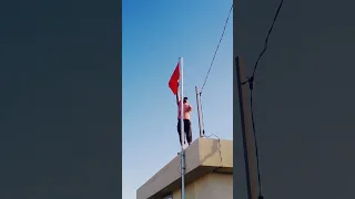 رفع العلم المغربي 