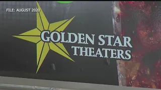 Austintown theater gives thanks on marquee