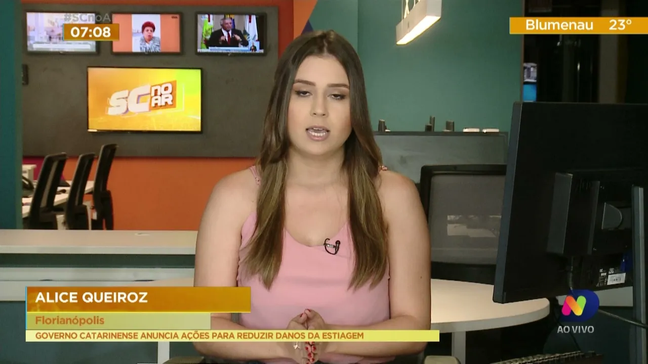 Rodoviária de Balneário Camboriú registra aglomeração de passageiros no fim do feriadão