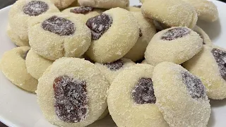 BISCOITINHOS DE GOIABADA