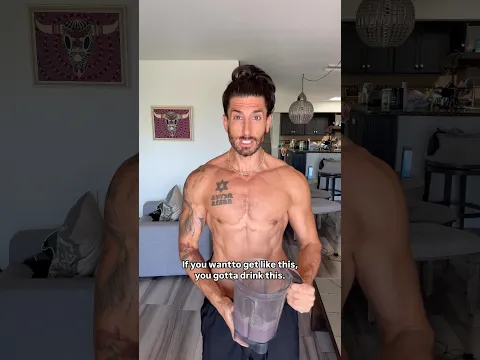 My special post workout smoothie make sure you save this post so you can come back to it later.