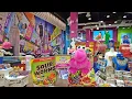 Inside the World s LARGEST Candy Store IT SUGAR in NYC VINTAGE CANDIES MORE