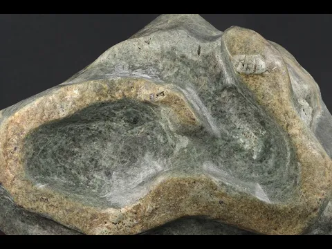 蛇紋石 (サーペンティン) 置石 1.7kg｜天然石 原石 通販 キラリ石