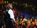 Download Lagu Bee Gees - Stayin' Alive (Live in Las Vegas, 1997 - One Night Only)