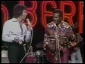 Download Lagu Chuck Berry \u0026 Tom Jones - School Days (Midnight Special 1974)