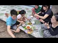 Download Lagu 3 Chị Em Rủ Nhau Ra Vườn Giăng Lưới Bắt Cá Làm Bữa Cơm Chiều Cảnh Quê. || Ut Mini. 
