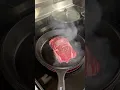 Download Lagu How to cook medium rare steak #shorts