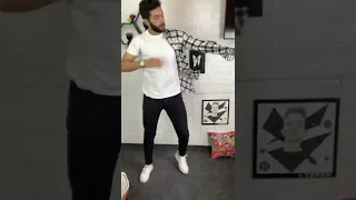 Fashion Fashionblogger نلبس ايه علي قميص كاروا ابيض في اسود 