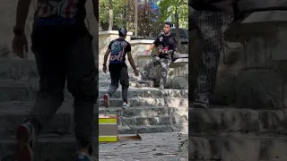 شوخی خرکی با کارتن 